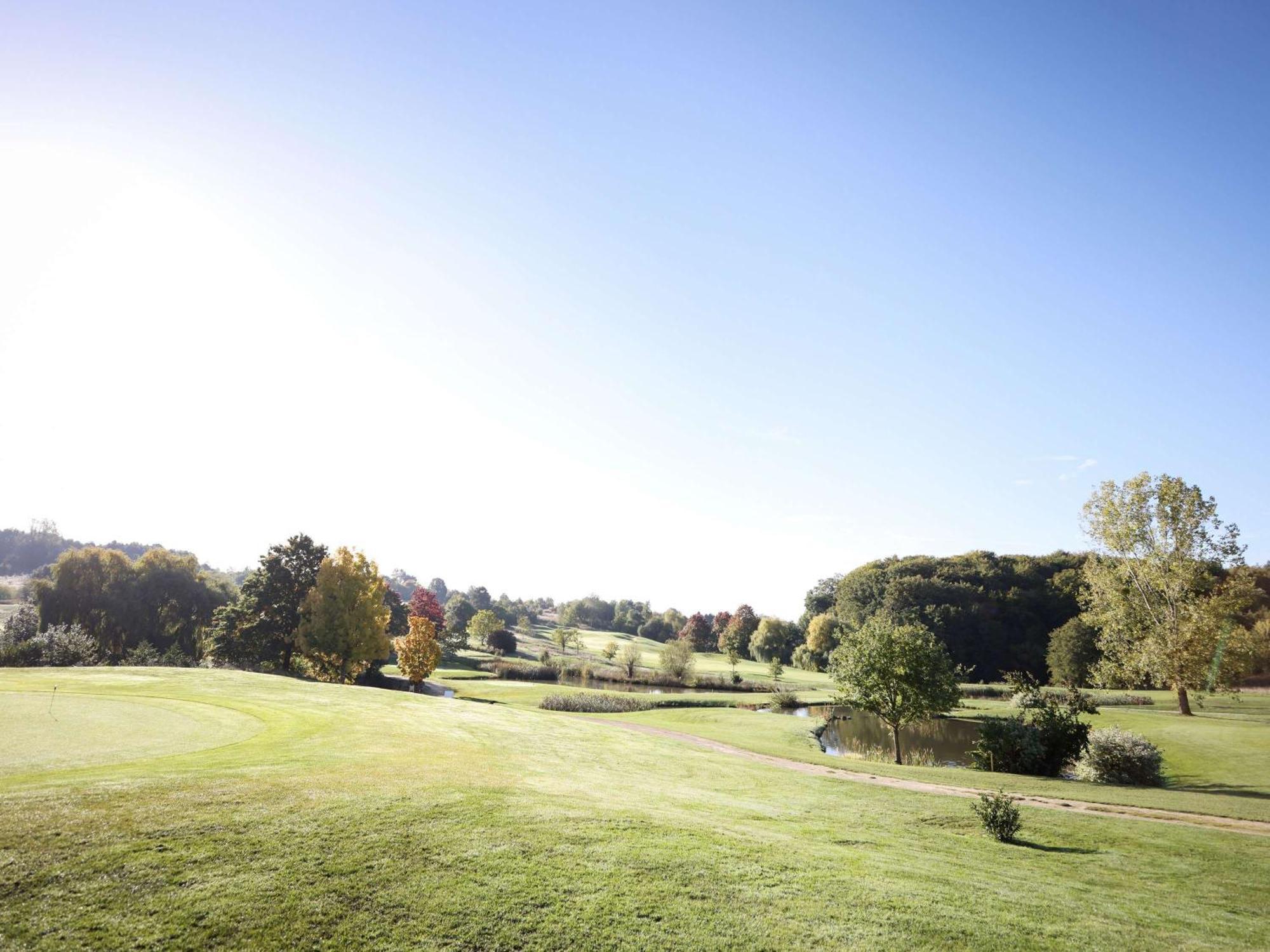 Mercure Luxembourg Kikuoka Golf & Spa Canach Екстериор снимка